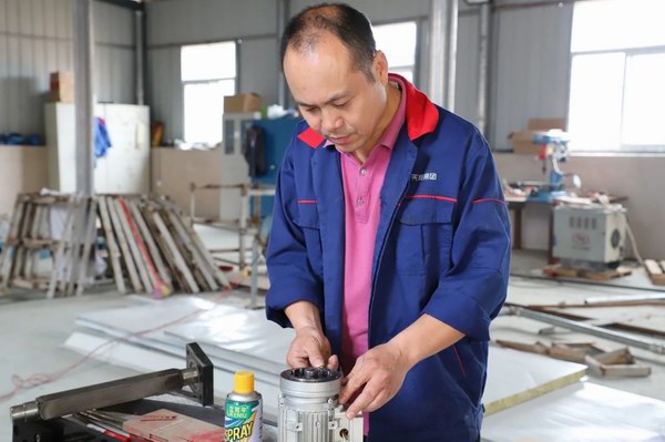 大红鹰dhy(中国)有限公司官网