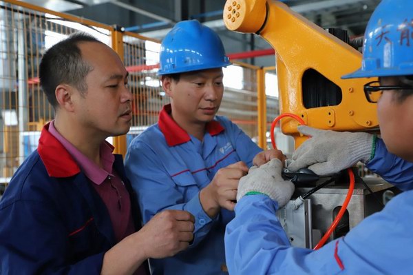 大红鹰dhy(中国)有限公司官网